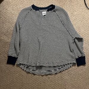American Eagle Outfitters Women’s Navy and White Striped Sweatshirt